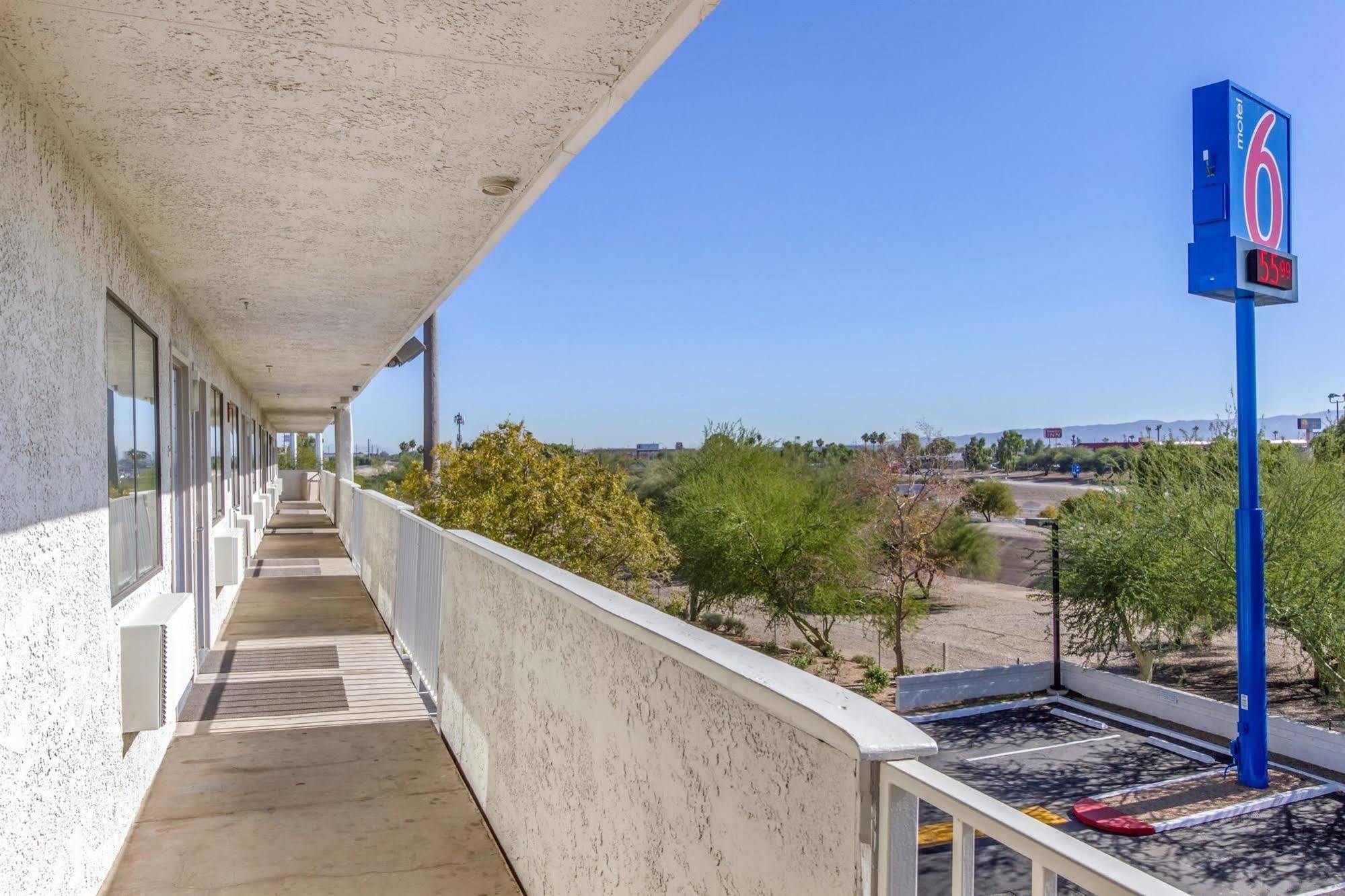 Motel 6-Phoenix, Az - West Exterior photo
