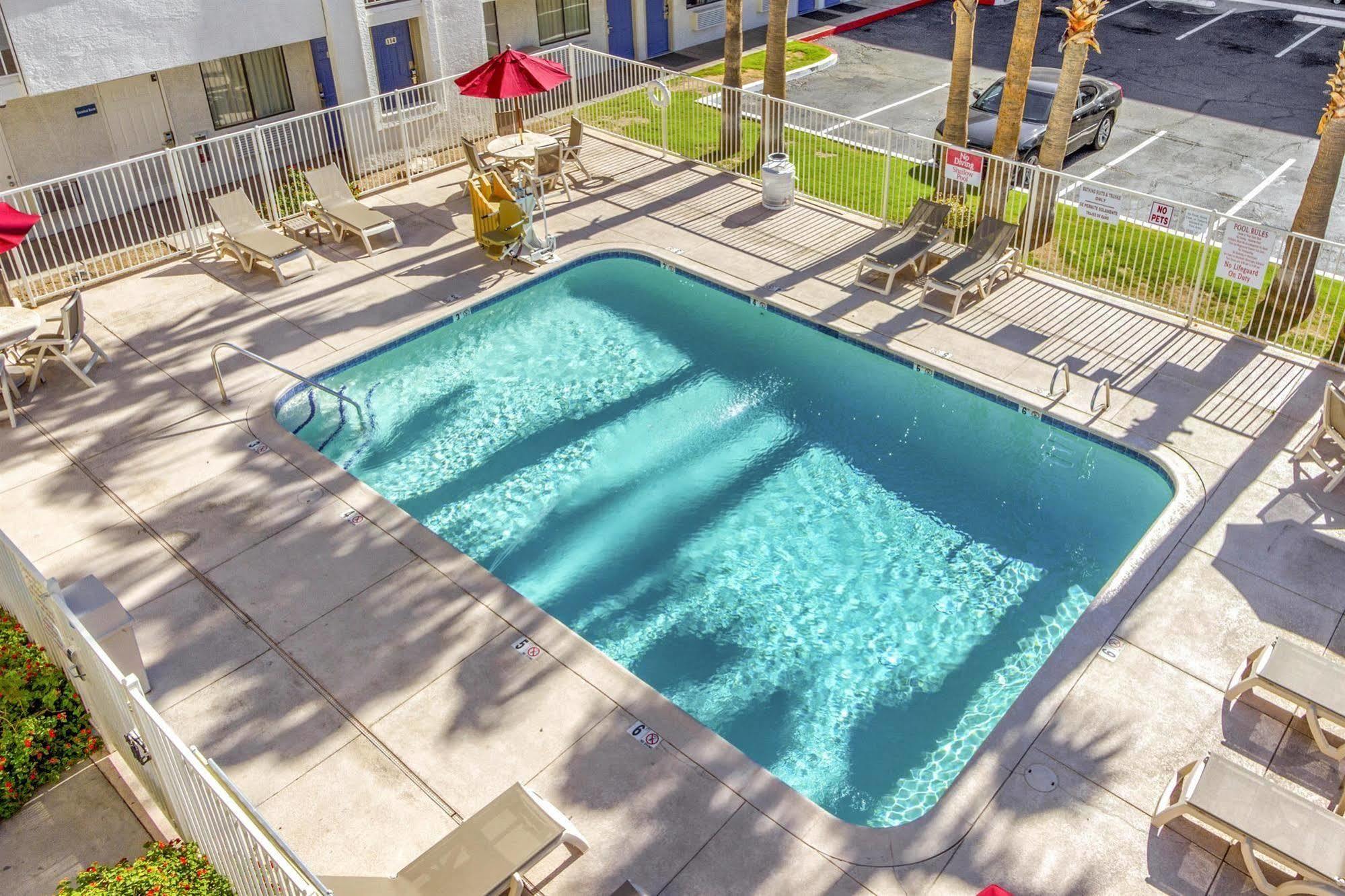 Motel 6-Phoenix, Az - West Exterior photo